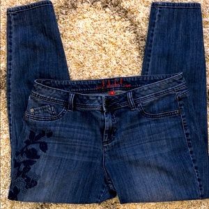 Elle Embroidered Floral Jeans